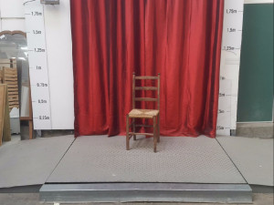 CHAISE