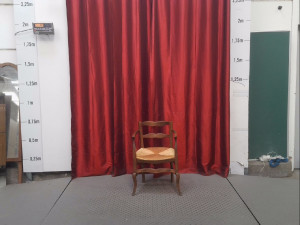 CHAISE