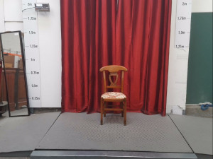 CHAISE