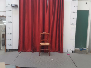 CHAISE