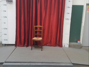 CHAISE