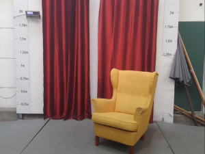 FAUTEUIL JAUNE